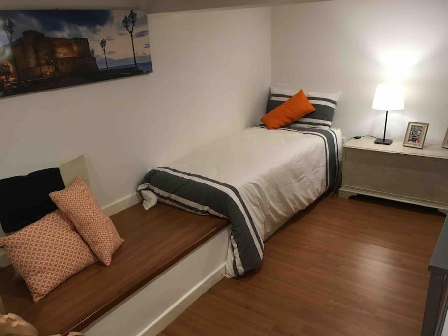 דירות נאפולי Casa Via Toledo. Centralissima E Vicina Al Porto מראה חיצוני תמונה