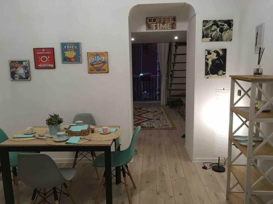 דירות נאפולי Casa Via Toledo. Centralissima E Vicina Al Porto מראה חיצוני תמונה
